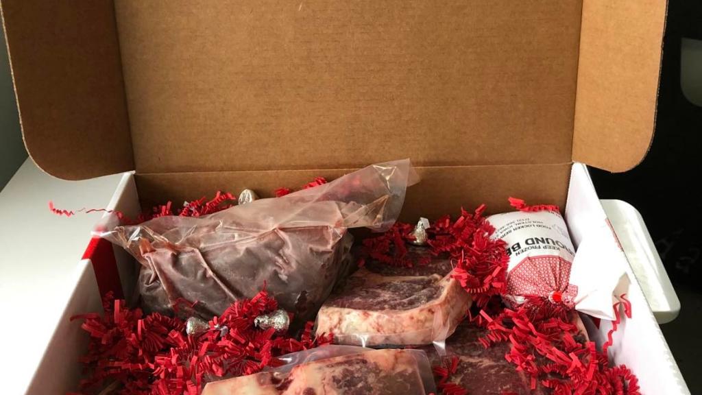 Choose from a large variety of premium beef bundles and other Iowa products.