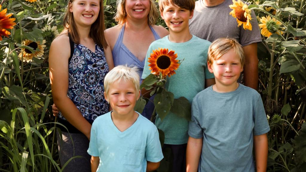 Lee's Greens family