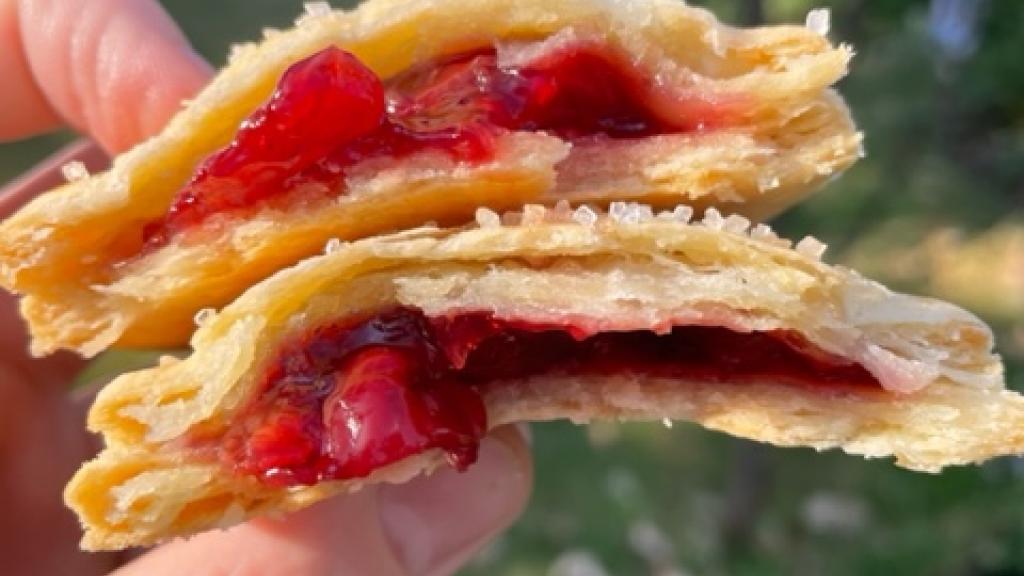 cherry hand pie