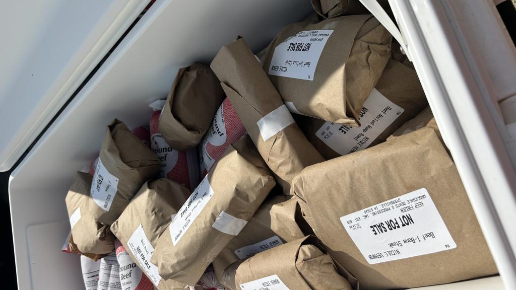 Customizable Locker Meat