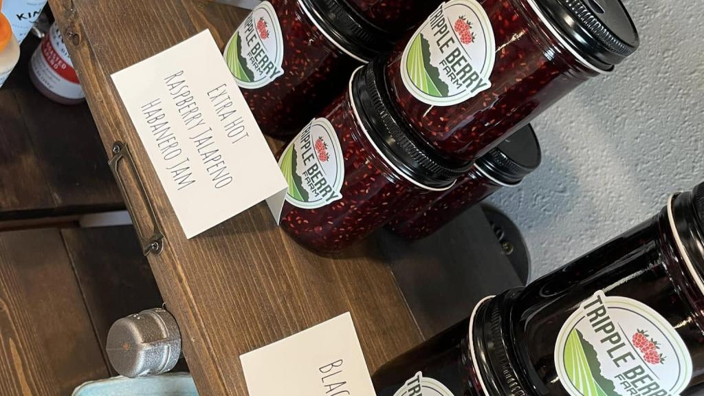 Tripple Berry Farm jams