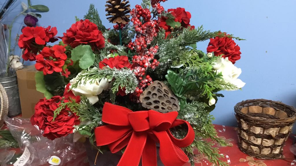 Silk winter planter