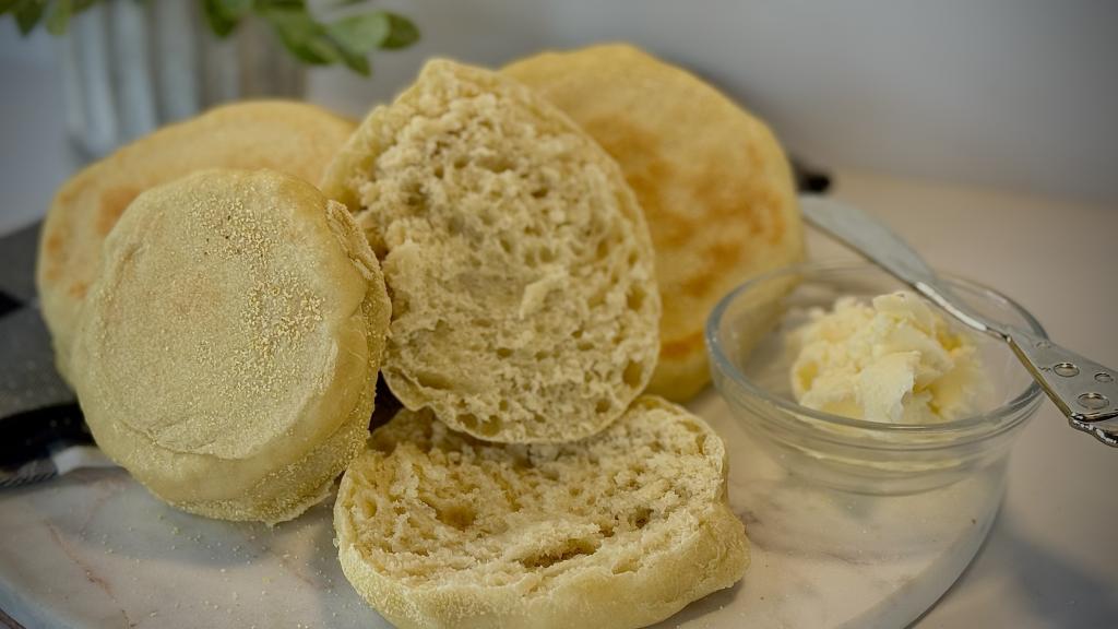 Sourdough English Muffins 